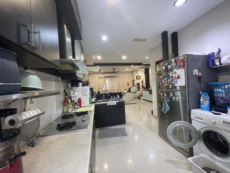 2-storey Terraced House for Sale in Taman Setia Indah (Tebrau) - Wenting Lee - Kitchen - PropertyGuru.com.my