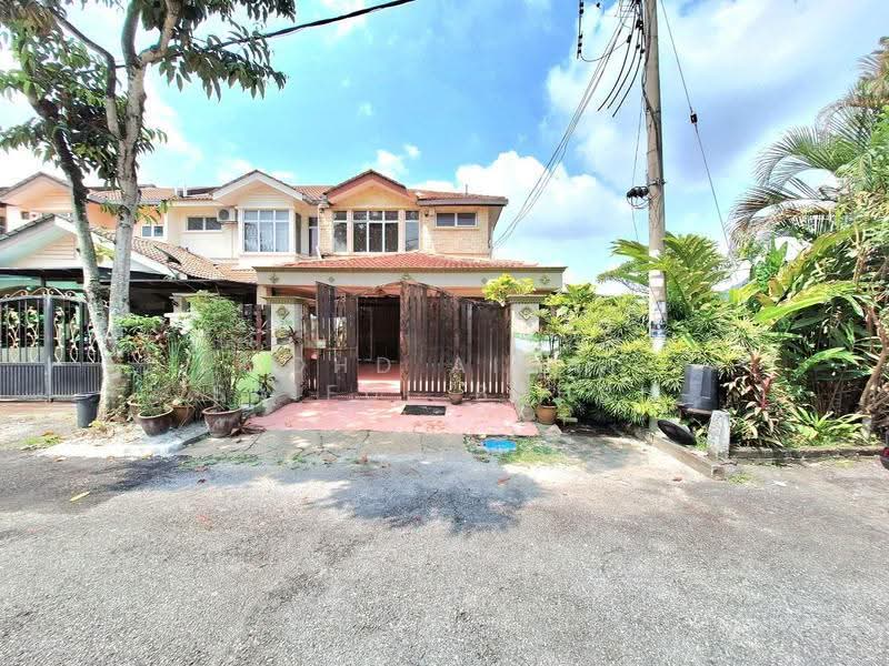 2-storey Terraced House for Sale in Ukay Bistari (Ulu Kelang) - Mohd Aizat Saiful Bahri - Exterior - PropertyGuru.com.my