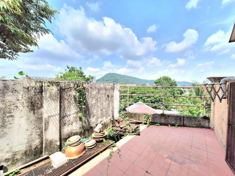 2-storey Terraced House for Sale in Ukay Bistari (Ulu Kelang) - Mohd Aizat Saiful Bahri - Exterior - PropertyGuru.com.my