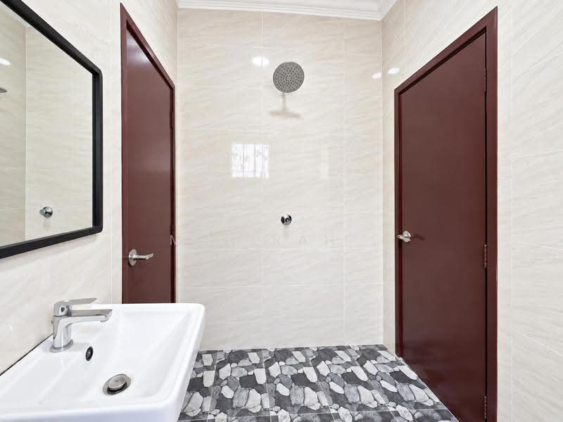 Terraced House for Sale in Bandar Teknologi Kajang (Kajang) - Mahirah . - Bathroom - PropertyGuru.com.my