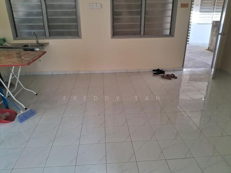 Flat for Sale at 9B Taman Sri Idaman - Freddy Tan - Interior - PropertyGuru.com.my