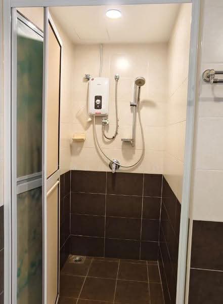 Kondominium untuk Dijual di Summer Villa - Edmund Goh - Bathroom - PropertyGuru.com.my