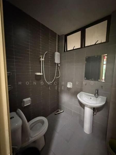 Service Residence for Rent at Palazio - Hong Charng Lee - Bathroom - PropertyGuru.com.my