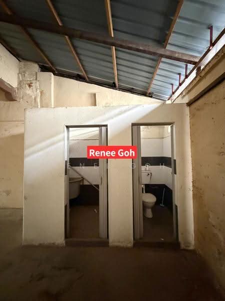Shop for Rent in George Town (Penang) - Renee Goh - Bathroom - PropertyGuru.com.my