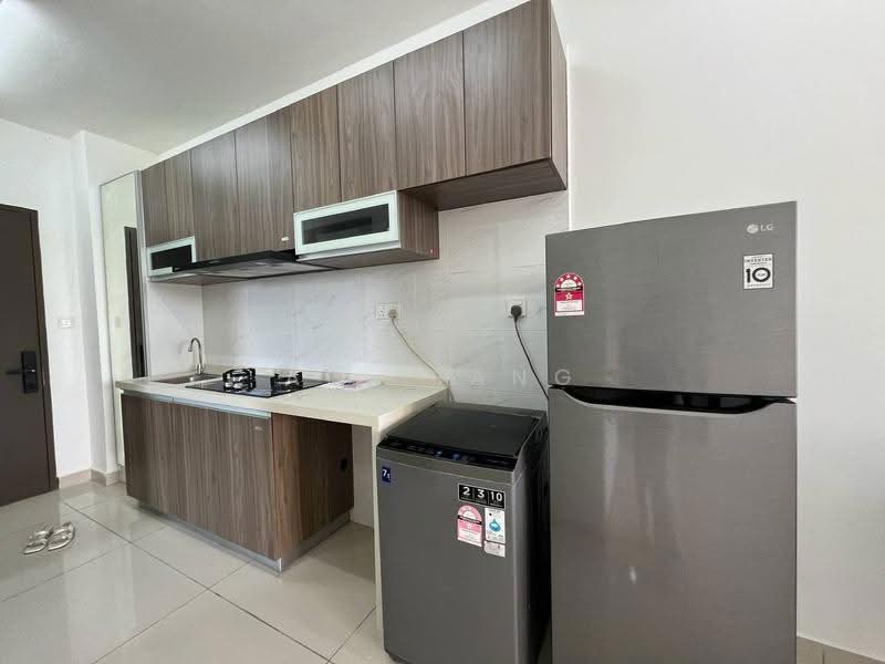 Kediaman Servis untuk Dijual di Country Garden Central Park - Ah Liang - Kitchen - PropertyGuru.com.my