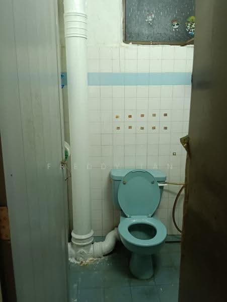 Pangsapuri untuk Dijual di Mahsuri Apartment - Freddy Tan - Bathroom - PropertyGuru.com.my