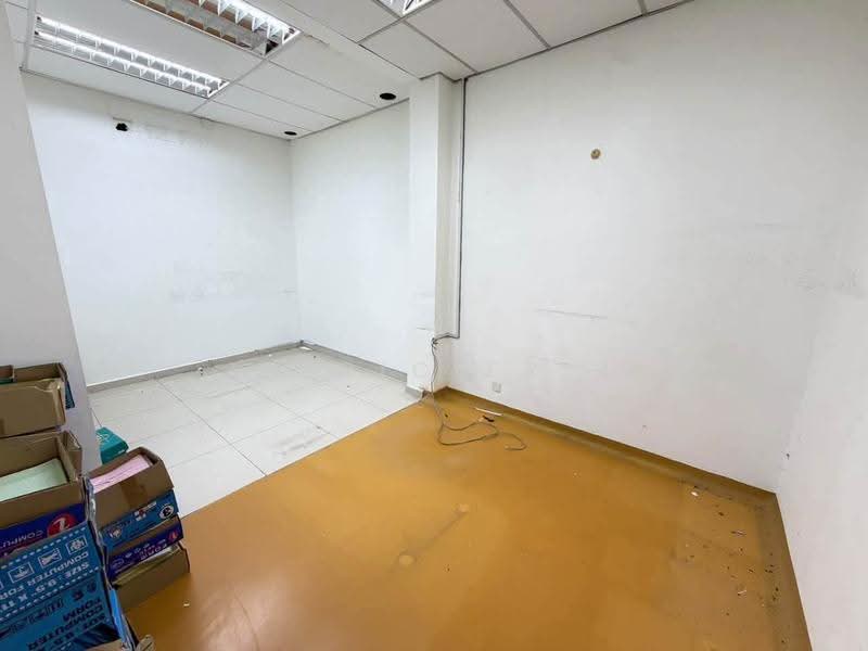 Detached Factory for Sale in Indahpura Industrial Park (Kulai) - Eric Er - Interior - PropertyGuru.com.my