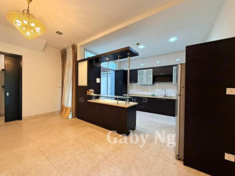 3-storey Terraced House for Rent in Duta Tropika (Batu) - Gaby Ng - Kitchen - PropertyGuru.com.my
