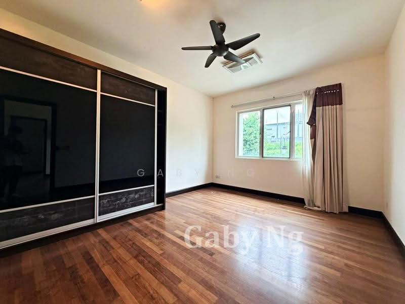 3-storey Terraced House for Rent in Duta Tropika (Batu) - Gaby Ng - Bedroom - PropertyGuru.com.my