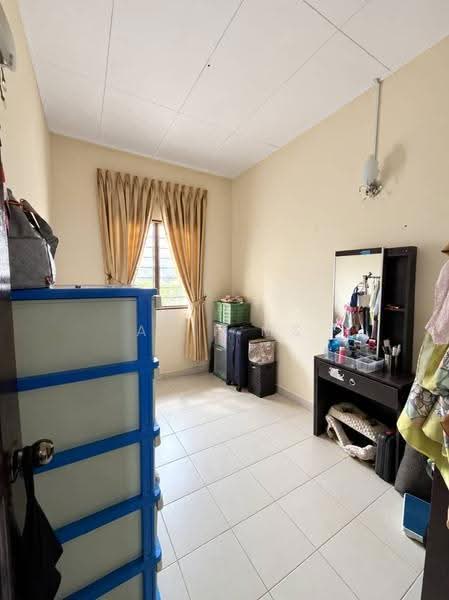 2-storey Terraced House for Sale in Taman Scientex Pasir Gudang (Pasir Gudang) - Arif MS - Bedroom - PropertyGuru.com.my