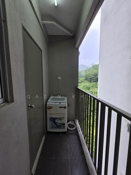 Kondominium untuk Disewa di Meru Heights Residences @ Scientex Meru - Qazin Khoo - Balcony - PropertyGuru.com.my