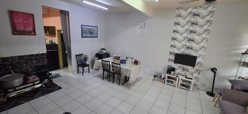 2-storey Terraced House for Sale in Gelang Patah (Johor) - Niko Ong - Living Room - PropertyGuru.com.my