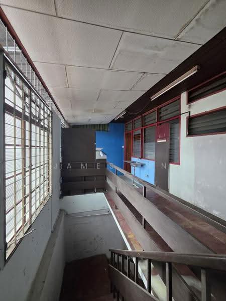 Shop / Office for Rent in Jelutong (Penang) - James Tan - Corridor - PropertyGuru.com.my