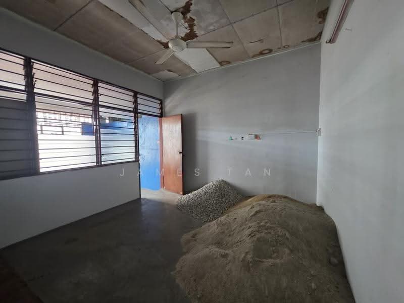 Shop / Office for Rent in Jelutong (Penang) - James Tan - Interior - PropertyGuru.com.my