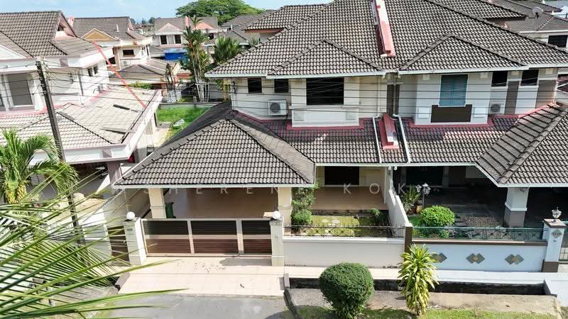 Semi-Detached House for Sale in Tabuan Jaya (Kuching) - Sherene Kok - Exterior - PropertyGuru.com.my