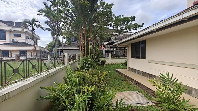 Semi-Detached House for Sale in Tabuan Jaya (Kuching) - Sherene Kok - Exterior - PropertyGuru.com.my