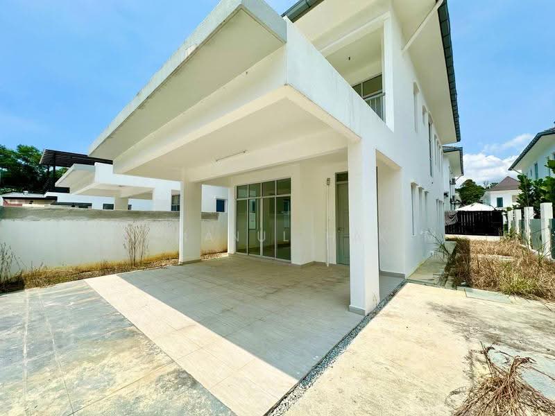 Semi-Detached House for Sale in Seksyen U15 (Shah Alam) - Luqmanul Hakim - Exterior - PropertyGuru.com.my