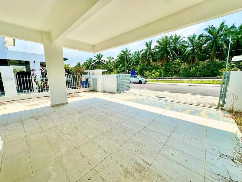 Semi-Detached House for Sale in Seksyen U15 (Shah Alam) - Luqmanul Hakim - Exterior - PropertyGuru.com.my