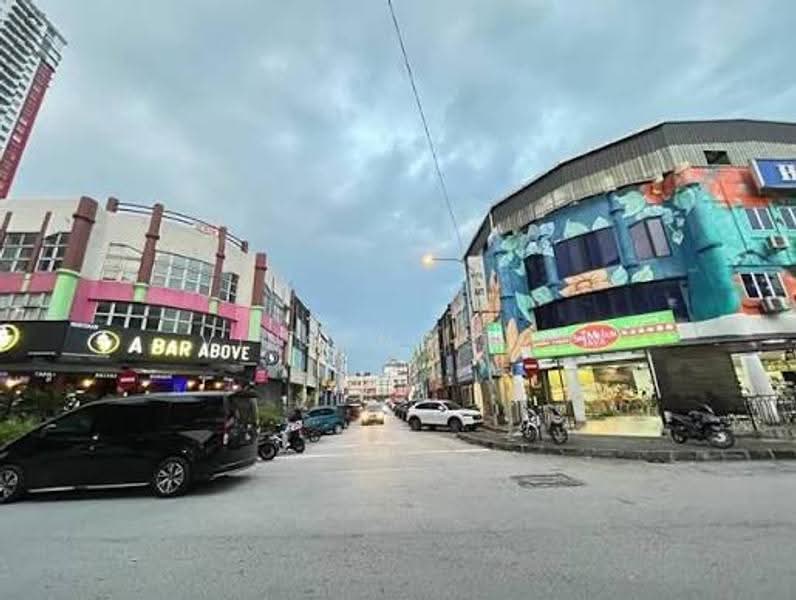 Shop for Sale in Usj 21 (Subang Jaya) - Vincent Tan - Exterior - PropertyGuru.com.my