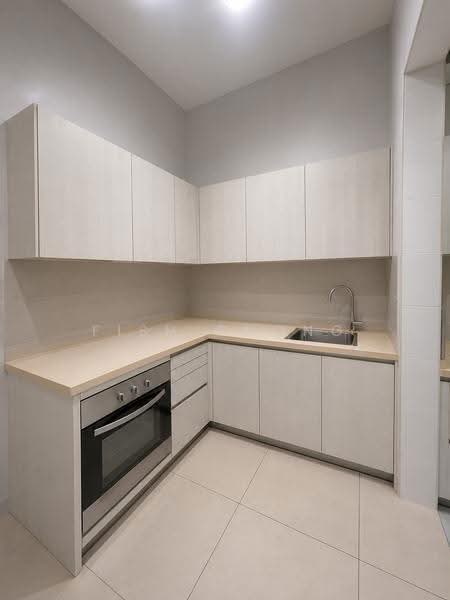 Rumah Teres 3-Tingkat untuk Dijual di D'alpinia (Puchong) - Fish Chong - Kitchen - PropertyGuru.com.my