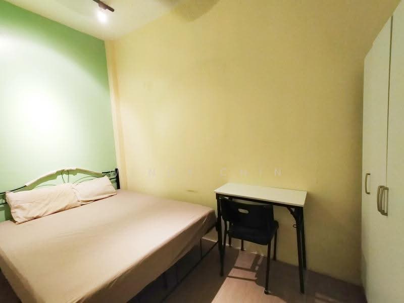 Pangsapuri untuk Dijual di Shop Apartment - Wendy Chin - Bedroom - PropertyGuru.com.my