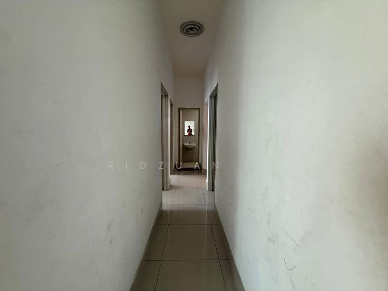 Kondominium untuk Dijual di Mutiara Ville - Ridzuan Lu - Corridor - PropertyGuru.com.my