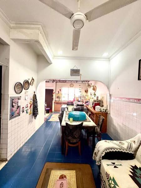 2-storey Terraced House for Sale in Taman Cempaka (Ampang) - Mahirah . - Dining Room - PropertyGuru.com.my