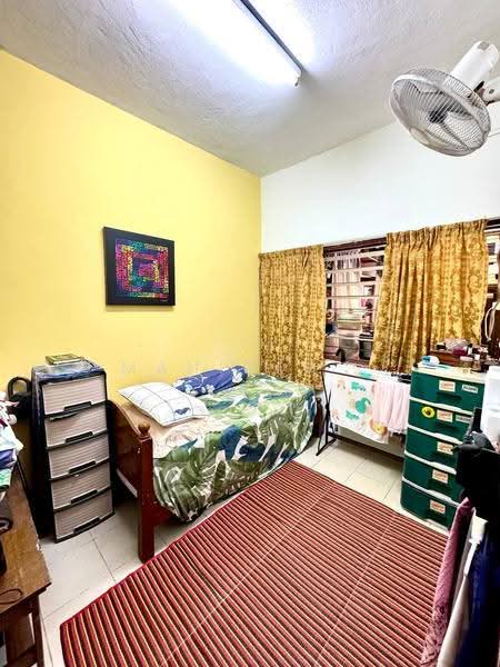 2-storey Terraced House for Sale in Taman Cempaka (Ampang) - Mahirah . - Bedroom - PropertyGuru.com.my