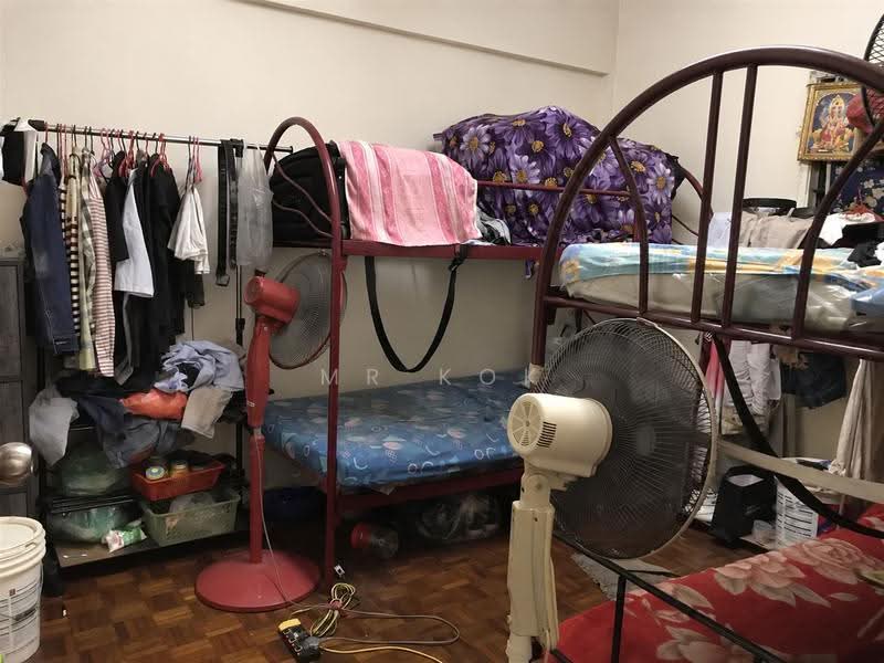Rumah Flat untuk Dijual di Flat Proton - Mr Kok - Bedroom - PropertyGuru.com.my