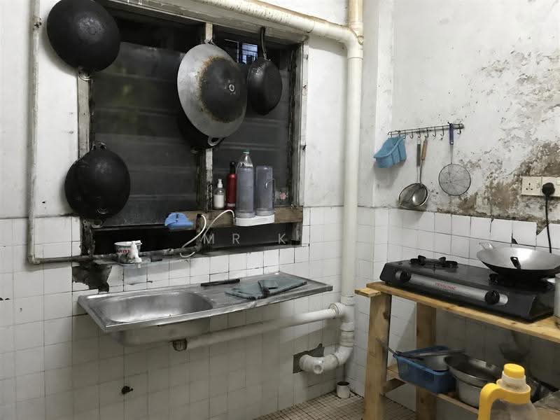 Rumah Flat untuk Dijual di Flat Proton - Mr Kok - Kitchen - PropertyGuru.com.my