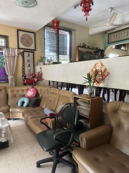 2-storey Terraced House for Sale in Taman Desa (Kuala Lumpur) - Shirley Wai - Living Room - PropertyGuru.com.my