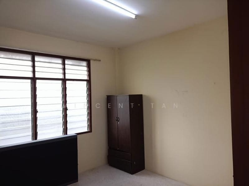 Apartment for Rent at Apartment Mawar - Vincent Tan - Interior - PropertyGuru.com.my