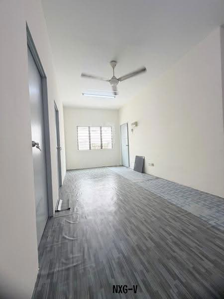 Flat for Sale at Taman Pendamar Indah 2 - Ivy Por - Interior - PropertyGuru.com.my