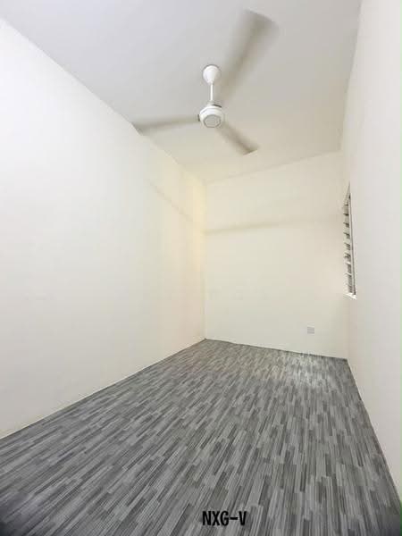 Flat for Sale at Taman Pendamar Indah 2 - Ivy Por - Interior - PropertyGuru.com.my