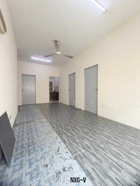 Flat for Sale at Taman Pendamar Indah 2 - Ivy Por - Interior - PropertyGuru.com.my