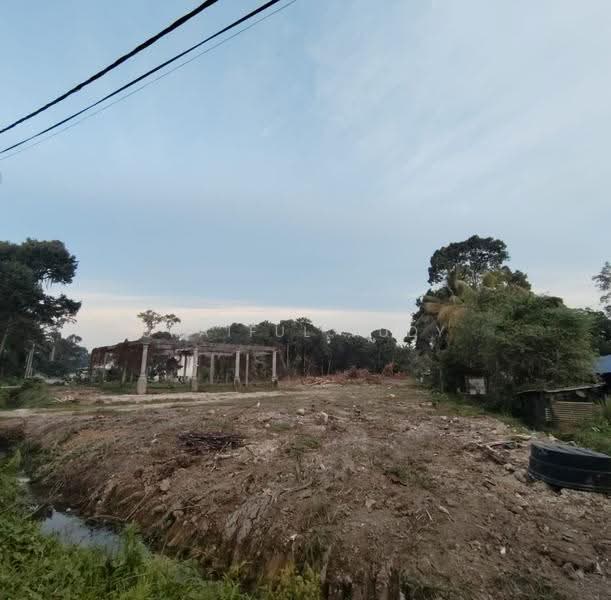 Agricultural Land for Sale in Kampung Sungai Kandis (Shah Alam) - Shaiful Rudy - Exterior - PropertyGuru.com.my