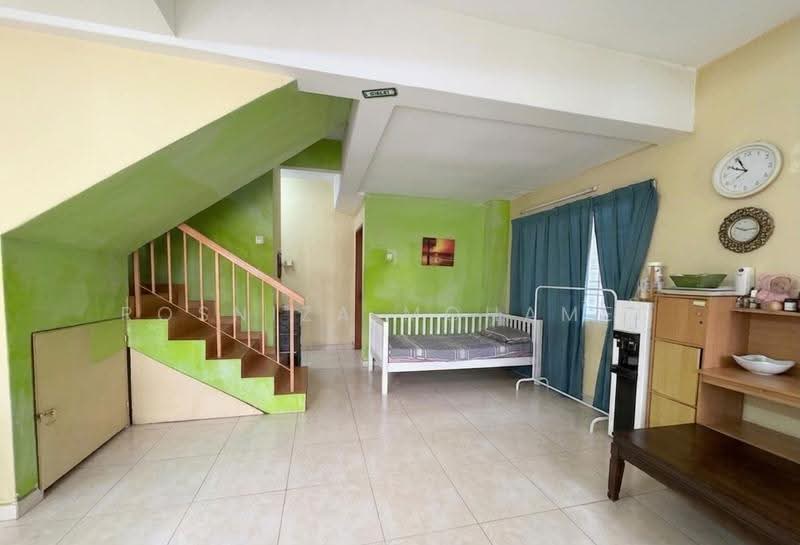 2-storey Terraced House for Sale in Taman Desa Alam (Shah Alam) - Rosniza Mohamed - Living Room - PropertyGuru.com.my