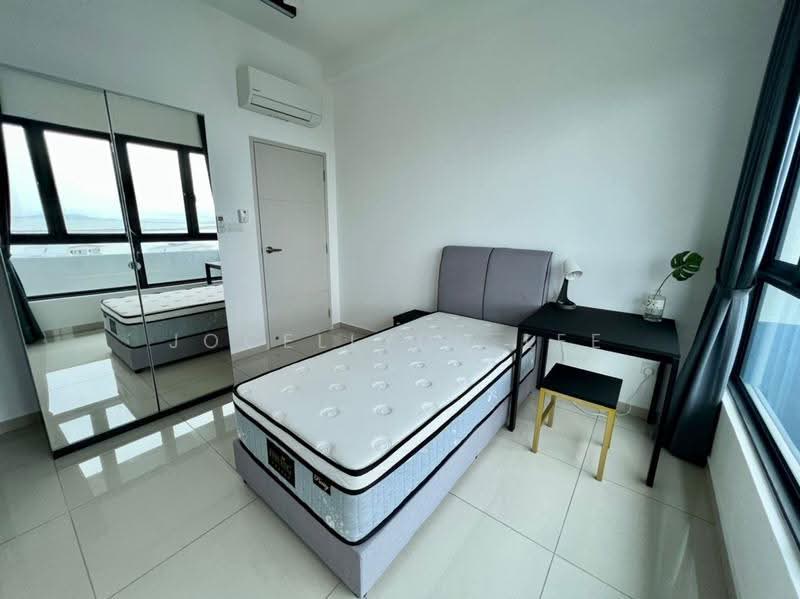 Condominium for Rent at Lightwater Residences - Jocellynn Lee - Bedroom - PropertyGuru.com.my