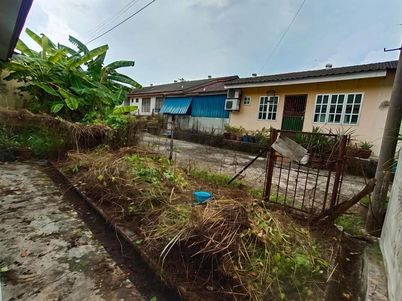 1-storey Terraced House for Sale in Taman Ria Mesra (Gurun) - Hasrul Rosli - Exterior - PropertyGuru.com.my