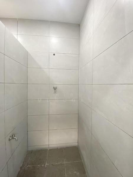 1-storey Terraced House for Sale in Taman Merak Jaya (Simpang Ampat) - Thiru Murugan - Bathroom - PropertyGuru.com.my