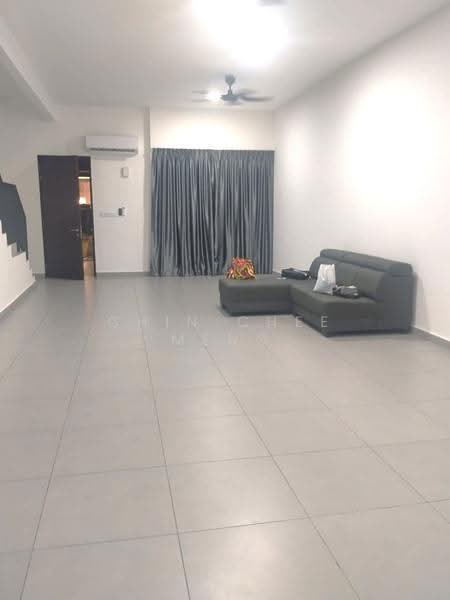 Rumah Teres 3-Tingkat untuk Disewa di Batu 9 (Cheras) - Chin Chee Meng - Living Room - PropertyGuru.com.my