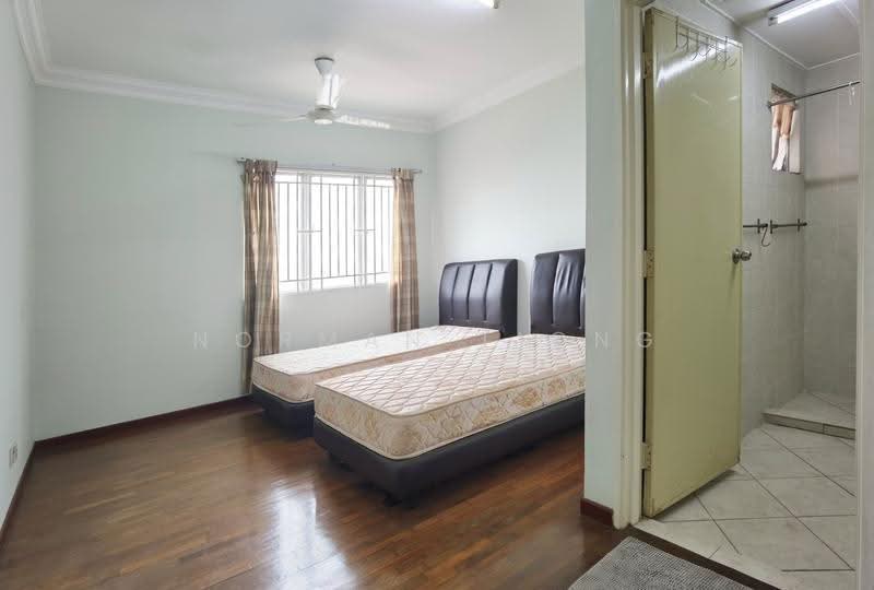 Kondominium untuk Dijual di Green Avenue Condominium - Norman Tiong - Master bedroom - PropertyGuru.com.my
