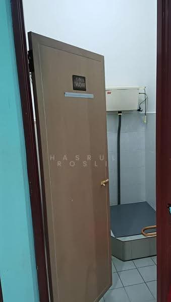 1-storey Terraced House for Sale in Taman Lembah Merbok (Merbok) - Hasrul Rosli - Bathroom - PropertyGuru.com.my