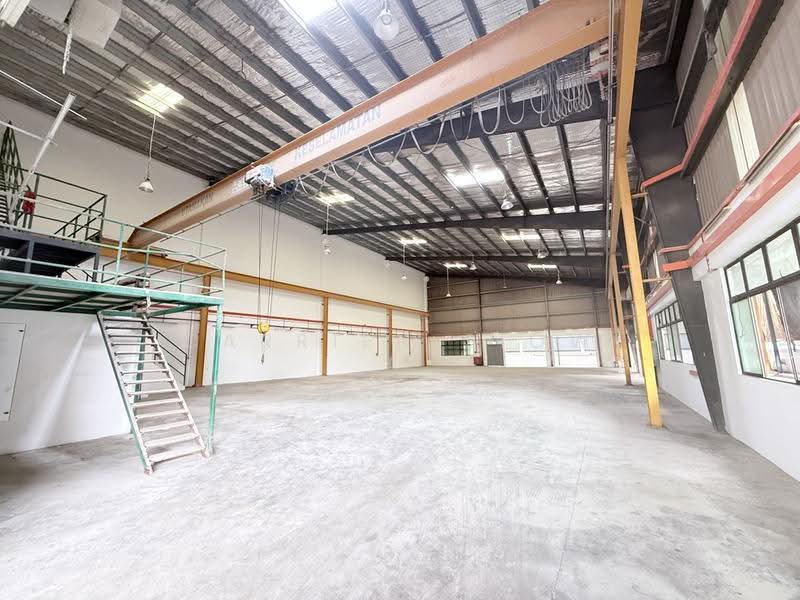 Factory for Rent in Taman Desa Cemerlang (Ulu Tiram) - Carrien Siow - Interior - PropertyGuru.com.my