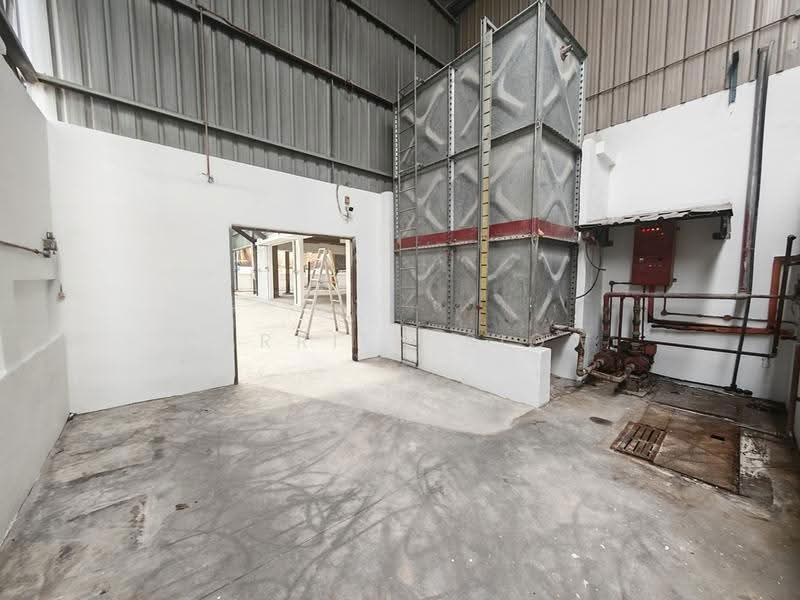 Factory for Rent in Taman Desa Cemerlang (Ulu Tiram) - Carrien Siow - Interior - PropertyGuru.com.my