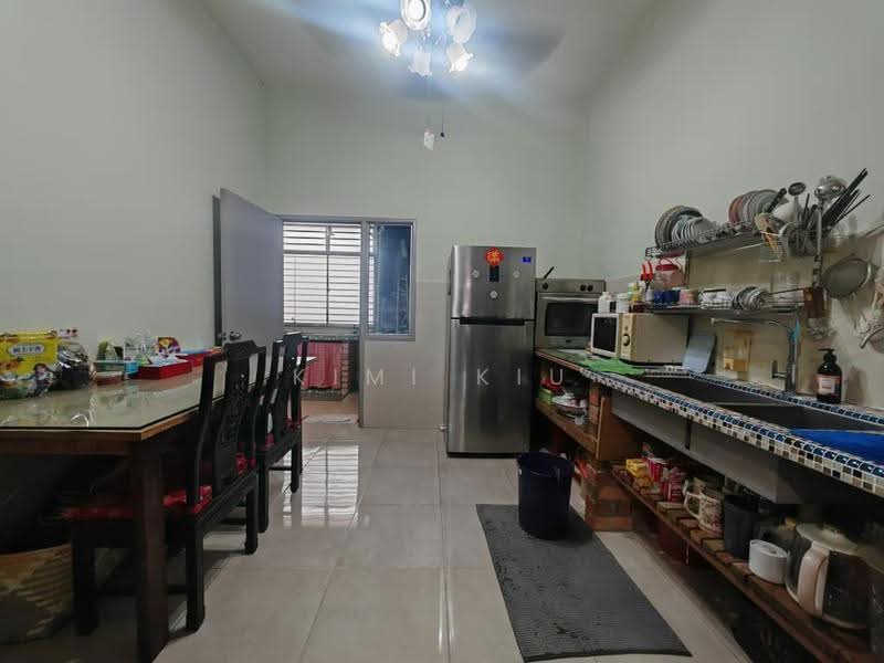 2-storey Terraced House for Sale in Nusa Sentral (Iskandar Puteri (Nusajaya)) - Kimi Kiu - Kitchen - PropertyGuru.com.my