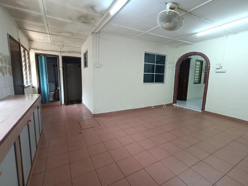 1.5-storey Terraced House for Sale in Keramat (Kuala Lumpur) - Hani Hamzah - Kitchen - PropertyGuru.com.my