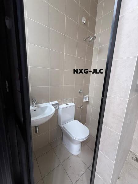 Semi-Detached House for Sale in Setia Eco Park (Setia Alam) - Wilson Ng - Bathroom - PropertyGuru.com.my