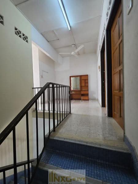 2-storey Terraced House for Sale in Taman Petaling (Klang) - Ivy Por - Corridor - PropertyGuru.com.my