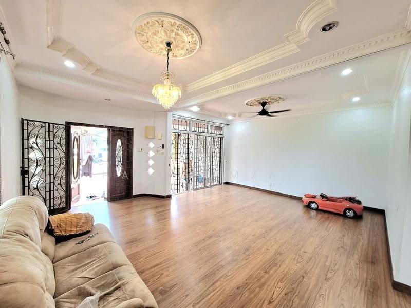 2-storey Terraced House for Sale in Ukay Bistari (Ulu Kelang) - Hani Hamzah - Living Room - PropertyGuru.com.my